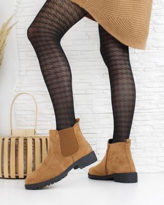 🍂🍁 Podzimní ikona v hnědé! Stylové, pohodlné a připravené na každý krok 🍁 www.dnesobouvam.cz Kód: FN-03-3CA · · · · ·...