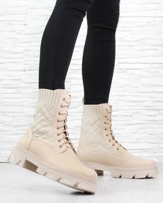 💛 Vytvoř si svůj vlastní styl! Béžové workery jsou perfektním doplňkem, ať už vyrážíš kamkoliv! 😙😚 www.dnesobouvam.cz Kód:...