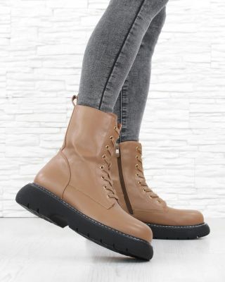 🤎👢Teplo a komfort v každém kroku. Hnědé zimní boty pro ty, co chtějí být stylové a v teple! 😘 www.dnesobouvam.cz · · · · ·...