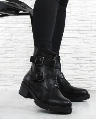 🖤👌 Když hledáš něco extra – naše kotníkové boty s dvojitým páskem tě nezklamou! 👢✨ www.dnesobouvam.cz Kód: W118-1B · · · ·...